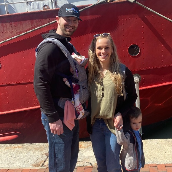 Meet your Posher, Erin - Picture 1 of 2